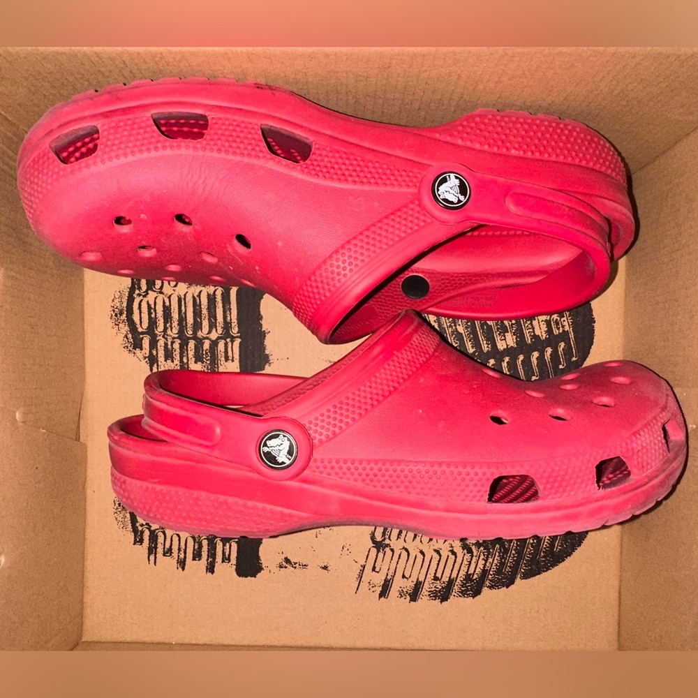 CROCS Red Classic Clogs